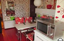 De vanzare 4 camere, 85 mp, parcare, boxa la subsol, zona strazii Castanilor!