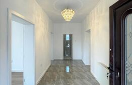 Casa individuala, partial mobilata, 180 mp, curte, zona strazii Traian Vuia