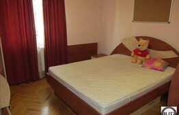 Vanzare 3 camere decomandate, 70 mp utili, complet mobilat, zona strazii Viilor!