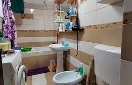 Apartament de 2 camere, 50 mp, parcare, zona Eroilor