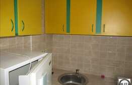 De vanzare 1 camera, 28 mp, zona strazii Oasului! Cu boxa pentru depozitare!