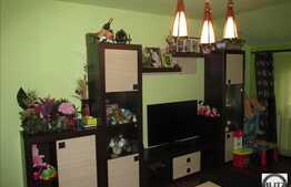 Mansarda inalta cu 2 camere, 51 mp utili, decomandat, mobilat si utilat!