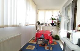 Apartament spatios , 2 camere , suprafata 56 + terasa 14 mp , zona Porii