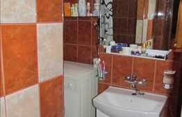 De vanzare 3 camere, decomandat, etaj intermediar, zona Observatorului!