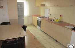 De vanzare 3 camere, decomandat, 68 mp, boxa la subsol, zona strazii Pasteur!