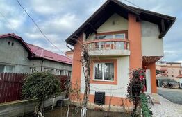 Casa individuala formata din 3 apartamente, P + M , 130 mp, teren 400 , zona Lidl 