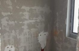 Penthouse 3 camere, semifinisat 69 mp utili, terasa 66 mp, zona Eroilor