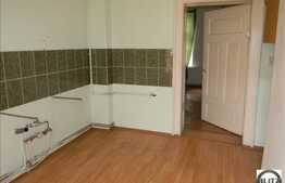 De vanzare o camera 36 mp, zona Opera Maghiara