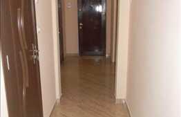 Apartament de vanzare 2 camere, etaj intermediar, boxa la subsol, zona Mehedinti