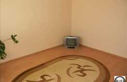 Apartament de vanzare 2 camere, etaj intermediar, boxa la subsol, zona Mehedinti