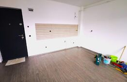 Apartament 2 camere cu parcare, zona centrala, orientare Vestica