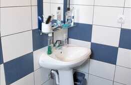 Apartament cu 2 camere, decomandat, 55 mp utili, parcare, zona strazii Lunii