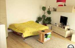 Apartament cu 2 camere, decomandat, 55 mp utili, parcare, zona strazii Lunii