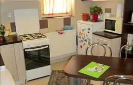 Apartament cu 2 camere, decomandat, 55 mp utili, parcare, zona strazii Lunii