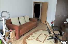 Apartament cu 2 camere, decomandat, 55 mp utili, parcare, zona strazii Lunii