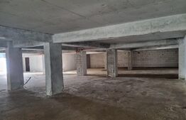 Spatiu comercial, 345 mp, in Baciu, zona Primariei