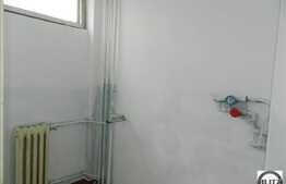 Garsoniera de vanzare, 28 mp utili, etaj intermediar, zona strazii Bucegi!