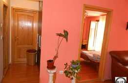 Apartament de vanzare, 4 camere,boxa la subsol, 2 locuri de parcare incluse!