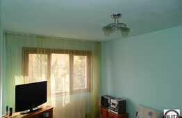 Apartament de vanzare, 4 camere,boxa la subsol, 2 locuri de parcare incluse!