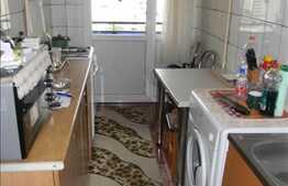 Vanzare 2 camere, decomandat, 40 mp, etaj intermediar, zona strazii Mehedinti!