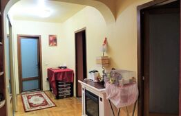 Apartament 4 camere, 106mp, 2 balcoane, 2 parcări, etaj intermediar, zona Bonjour