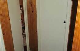 De vanzare 3 camere, decomandat, 65 mp, 1 boxa la subsol, zona strazii Gh. Dima!