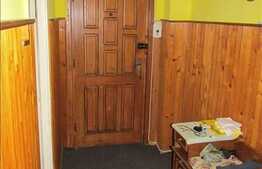 De vanzare 3 camere, decomandat, 65 mp, 1 boxa la subsol, zona strazii Gh. Dima!