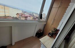 Apartament 3 camere, 70 mp, etaj intermediar, zona Strazii Bucuresti