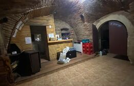 Spatiu comercial pretabil pentru alimentatie publica, zona Centrala