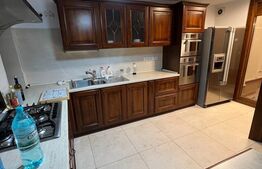 Casa spatioasa, 277mp utili, 100mp curte, garaj, zona Centrala