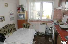 Apartament de vanzare, 3 camere, etaj intermediar, loc de parcare inclus!