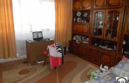 Apartament de vanzare, 3 camere, etaj intermediar, loc de parcare inclus!