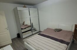 Apartament 3 camere ,52 mp , parcare, 2 balcoane, zona Porii