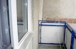 Apartament cu 3 camere decomandate, 65 mp utili