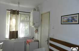 Apartament de vanzare, 3 camere, decomandat, zona strazii Donath!