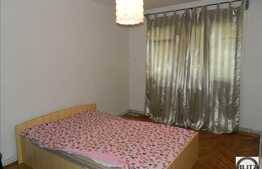 Apartament de vanzare, 3 camere, decomandat, zona strazii Donath!