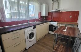 Apartament 3 camere, 50 mp, loc de parcare, zona Eroilor! 