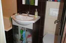 Apartament de vanzare, 2 camere, etaj intermediar, zona Kaufland!