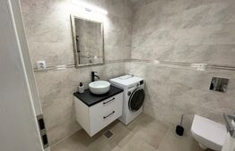 Apartament 3 camere, terasa, parcare, zona Scala Frunzisului