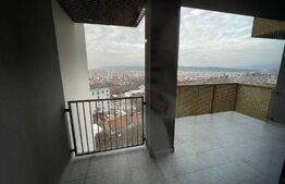 Apartament 3 camere, terasa, parcare, zona Scala Frunzisului