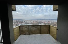 Apartament 3 camere, terasa, parcare, zona Scala Frunzisului