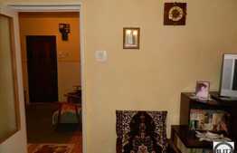 Vanzare 3 camere, decomandat, 65,5 mp, etaj intermediar, zona strazii Parang!