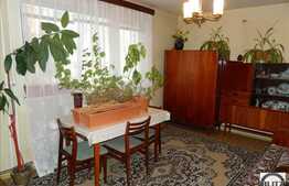 Vanzare 3 camere, decomandat, 65,5 mp, etaj intermediar, zona strazii Parang!