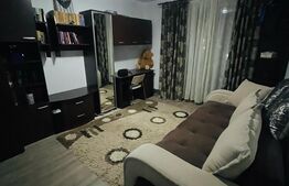 Apartament 2 camere, decomandat, etaj intermediar, parcare, zona Porii