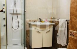 Casa individuala 300 mp, 1000 mp teren, 6 camere, 8 parcari , zona Grand Hotel Italia