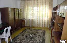 Vanzare apartament 2 camere, decomandat, 55 mp utili, zona Plopilor-Calvaria!