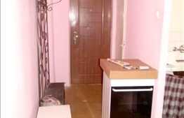 Vanzare apartament 2 camere, decomandat, 55 mp utili, zona Plopilor-Calvaria!