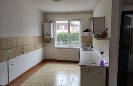 Apartament 2 camere, curte, 60 mp, parcare, zona Buna Ziua