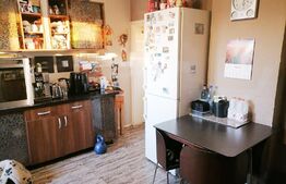 Apartament in casa, 3 camere, 75mp utili, etaj 2/2, str. 13 Decembrie