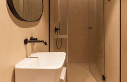 Apartament cu 2 camere, lux, parcare, zona Centrala